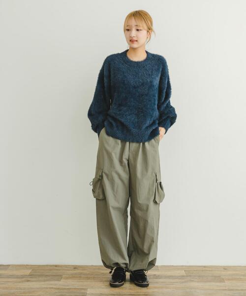 ITEMS URBANRESEARCH(アイテムズ アーバンリサーチ)の「シャギークルーネックニット(ニット/セーター・レディース・グリーン系その他/アイボリー/オレンジ/ネイビー・FREE)」の11枚目の写真