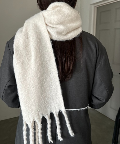 lawgy（ラウジー）の「bulky fluffy muffler / バルキーフラッフィーマフラー（マフラー・レディース・ピンク/イエロー/ベージュ/ブルーグレー/アイボリー・FREE）」の20枚目の写真