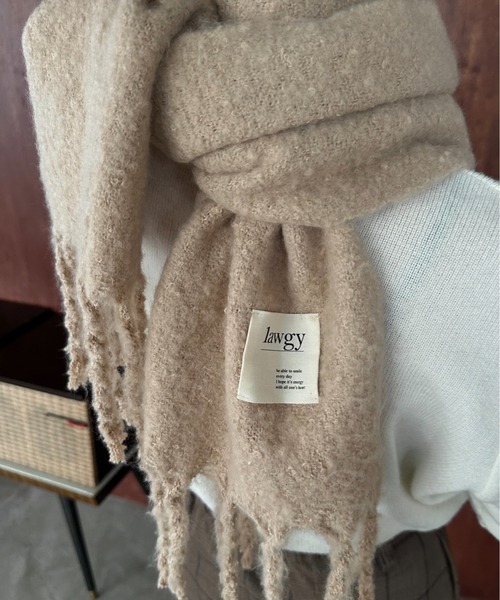 lawgy（ラウジー）の「bulky fluffy muffler / バルキーフラッフィーマフラー（マフラー・レディース・ピンク/イエロー/ベージュ/ブルーグレー/アイボリー・FREE）」の8枚目の写真