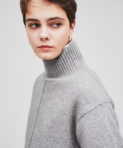 cloenc（クロエンス）の「◆【手洗い可】ハイネックニットプルオーバー（ニット/セーター・レディース・ライトグリーン/ホワイト/ベージュ/グレー系2/アイボリー系2/グレー・02）」の11枚目の写真