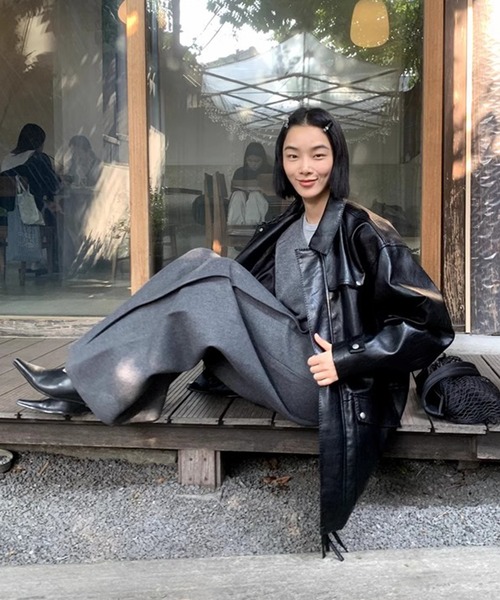 chuclla（チュクラ）の「【LONSLAN】レザーライク オーバーコート