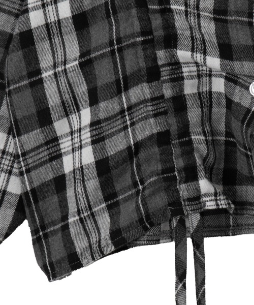 Figments（フィグメンツ）の「クロップドドロストチェックシャツ（シャツ/ブラウス・レディース・レッド/ブラック・FREE）」の14枚目の写真