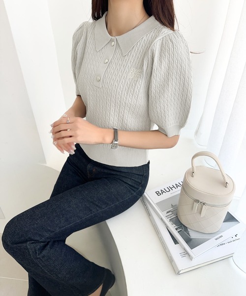 mily bilet(ミウィビレット)の「【mily bilet】知的フェミニンで好印象をプラス。胸刺繍ケーブルニットパフスリーブポロシャツ(半袖)(ポロシャツ・レディース・ピンク/アイボリー/ライトグレー/ネイビー・X-LARGE/SMALL/MEDIUM/LARGE)」の13枚目の写真