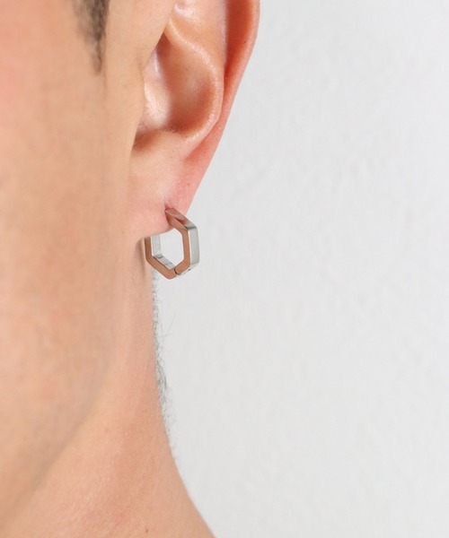 ANCHOR（アンカー）の「フープピアス 六角（ピアス（片耳用）・メンズ・ゴールド/ブラック/シルバー・FREE）」の5枚目の写真