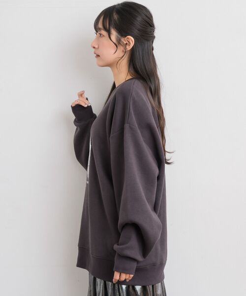 RETRO GIRL（レトロガール）の「箔プリントトレーナー（Tシャツ/カットソー・レディース・チャコールグレー/ナチュラル・FREE）」の17枚目の写真