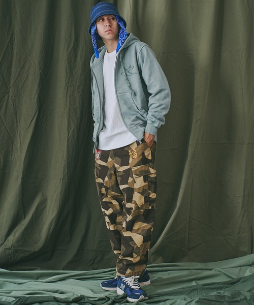 Universal Styleタトゥー パーカー