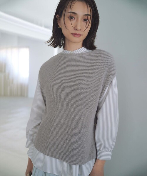 J.PRESS（ジェイプレス）の「【洗える】Linen Cotton Vest  ニット ベスト（ベスト・レディース・ネイビー系/ベージュ系/ライトグレー系/ブルー系・F）」の2枚目の写真
