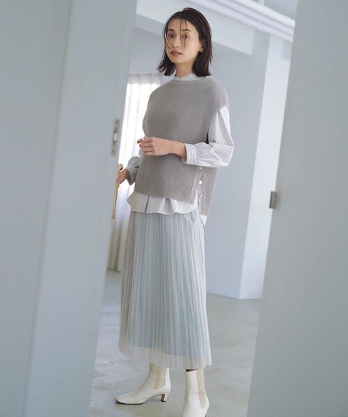 J.PRESS（ジェイプレス）の「【洗える】Linen Cotton Vest  ニット ベスト（ベスト・レディース・ネイビー系/ベージュ系/ライトグレー系/ブルー系・F）」の5枚目の写真