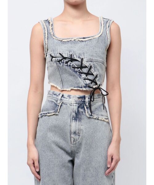 EMODA（エモダ）の「カーブレースアップデニムビスチェ（タンクトップ・レディース・ブラック/ライトブルー/インディゴブルー・FREE）」の5枚目の写真