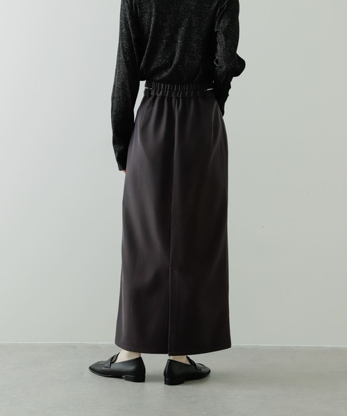 SENSE OF PLACE by URBAN RESEARCH(センスオブプレイスバイアーバンリサーチ)の「フロントポケットペンシルスカート(スカート・レディース・ベージュ/チャコールグレー・SMALL/MEDIUM)」の11枚目の写真