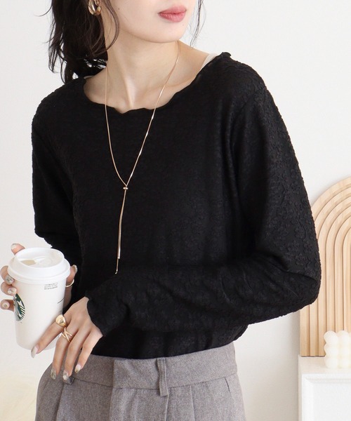 mitis（ミティス）の「mitis 花柄シアークルーネックロンT（Tシャツ/カットソー・レディース・ブラック/ブルー/アイボリー・M）」の6枚目の写真
