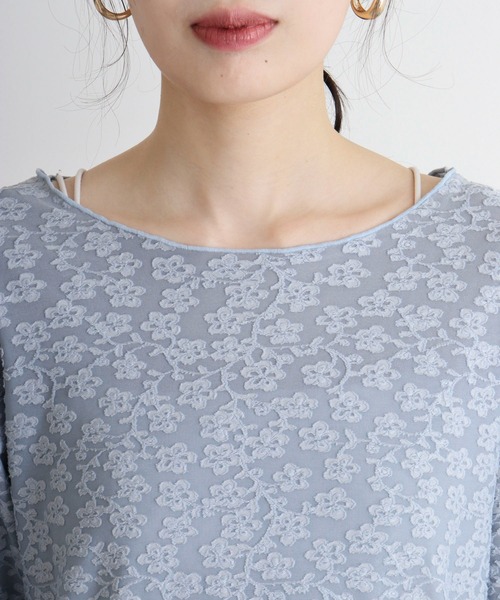 mitis（ミティス）の「mitis 花柄シアークルーネックロンT（Tシャツ/カットソー・レディース・ブラック/ブルー/アイボリー・M）」の14枚目の写真