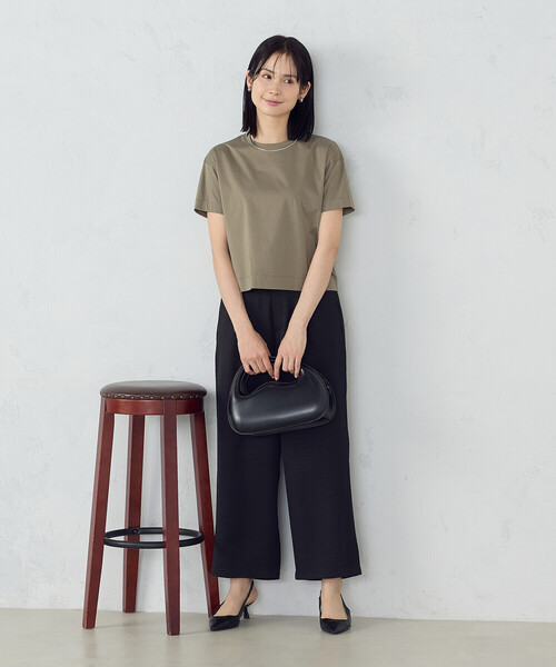 COMME CA ISM（コムサイズム）の「ボックスシルエット クロップド丈 Ｔシャツ（Tシャツ/カットソー・レディース・カーキ/ベージュ/ブラック/ホワイト・MEDIUM/LARGE）」の12枚目の写真