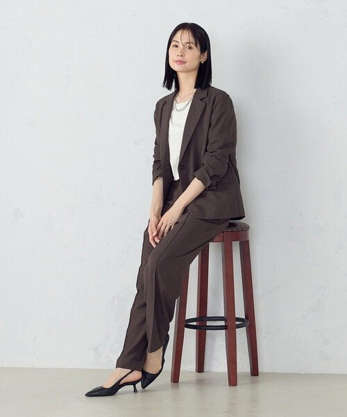 COMME CA ISM（コムサイズム）の「ボックスシルエット クロップド丈 Ｔシャツ（Tシャツ/カットソー・レディース・カーキ/ベージュ/ブラック/ホワイト・MEDIUM/LARGE）」の21枚目の写真