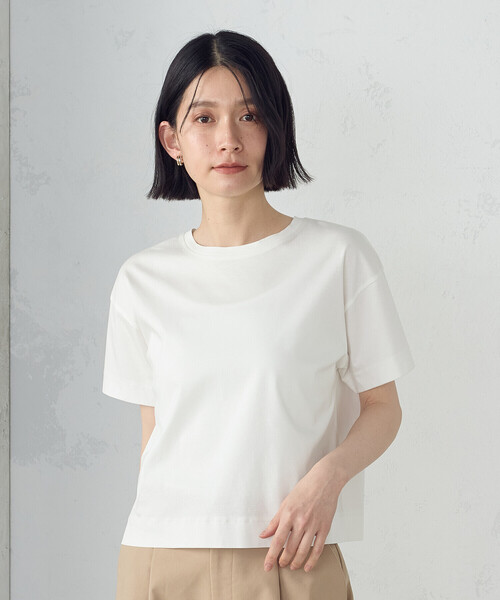 こなれたカジュアルスタイル♪【HERMES】クロップド Tシャツ Tシャツ クロップド HERMES(エルメス) - 海外通販のBUYMA