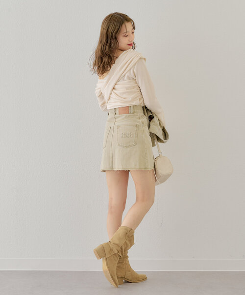 【関税込み】Marni ベージュ ソフトスエード ミニスカート Marniのベージュ ソフトスエード ミニスカートがセール中