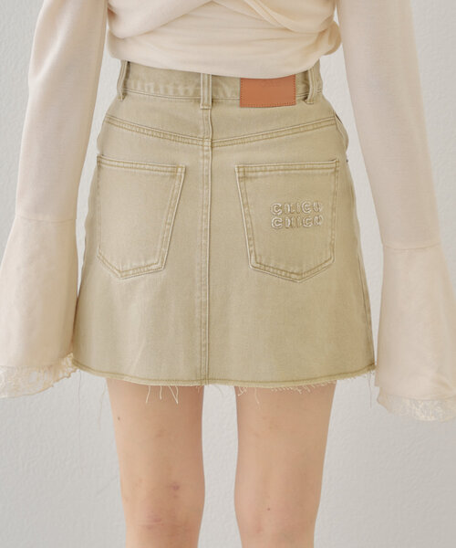 Chico（チコ）の「【2サイズ展開/セットアップ対応】カットオフデニムミニスカート（スカート・レディース・キャメル/ベージュ/ネイビー・SMALL/MEDIUM）」の17枚目の写真