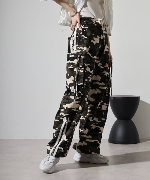 RE730(アールイーセブンサーティー)の「Camouflage cargo pants / カモフラカーゴパンツ unisex(カーゴパンツ・メンズ・グリーン系その他/グリーン系その他3/グリーン系その他2・M/L)」の3枚目の写真