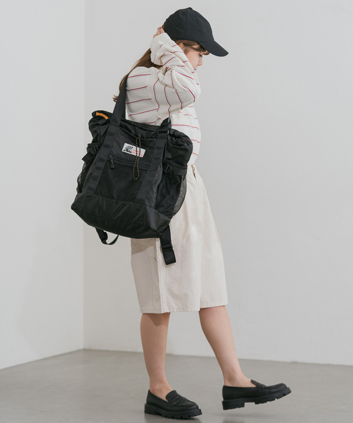 U by SPICK&SPAN(ユーバイスピックアンドスパン)の「CARIBOU MOUNTAINEERING/カリブーマウンテニアリング L/W PACK TOTE(トートバッグ・レディース・ブラック/カーキ・FREE)」の9枚目の写真