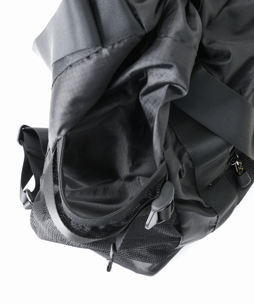 CARIBOU MOUNTAINEERING/カリブーマウンテニアリング L/W PACK TOTE