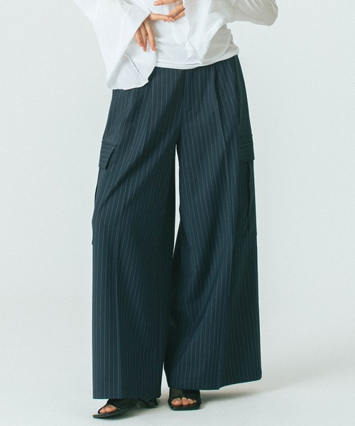 ROSE BUD(ローズバッド)の「(CREOLME)SUITING WIDE PANTS(その他パンツ・レディース・ネイビー/ベージュ・S/M)」の3枚目の写真