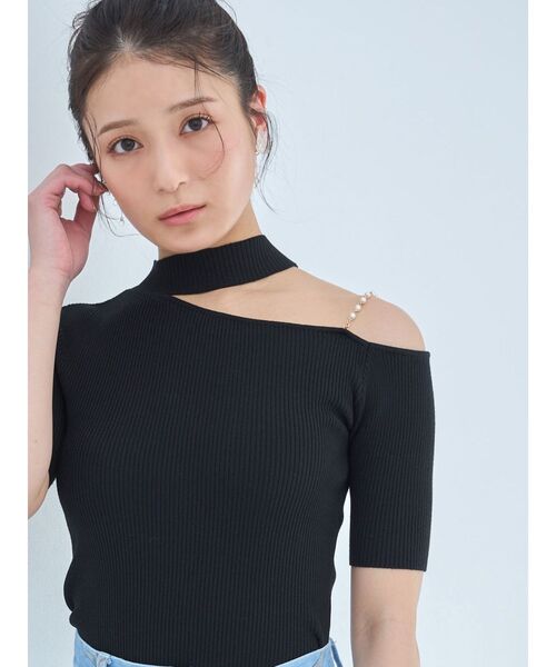 MERCURYDUO（マーキュリーデュオ）の「ショルダーパールチェーンカットアウトニット（ニット/セーター・レディース・オフホワイト/ベージュ/ブラック・FREE）」の16枚目の写真