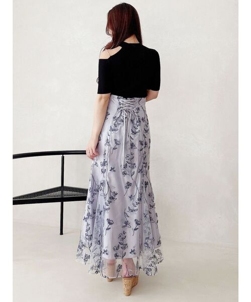 MERCURYDUO（マーキュリーデュオ）の「ショルダーパールチェーンカットアウトニット（ニット/セーター・レディース・オフホワイト/ベージュ/ブラック・FREE）」の13枚目の写真