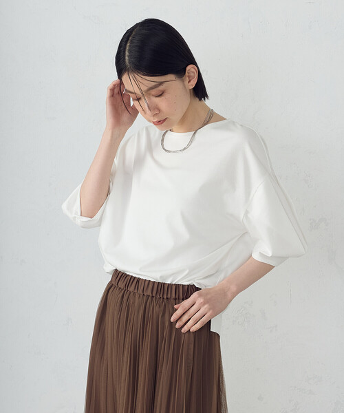 COMME CA ISM(コムサイズム)の「タックスリーブ ニュアンスカットソー(Tシャツ/カットソー・レディース・ブラック/カーキ/ホワイト・MEDIUM/LARGE)」の9枚目の写真