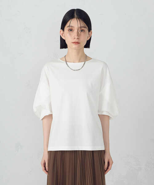 COMME CA ISM(コムサイズム)の「タックスリーブ ニュアンスカットソー(Tシャツ/カットソー・レディース・ブラック/カーキ/ホワイト・MEDIUM/LARGE)」の15枚目の写真