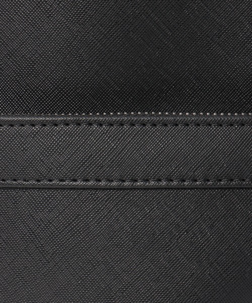 ikka（イッカ）の「サフィアーノタッチバックパック（バックパック/リュック・メンズ・オートミール/ブラック/ネイビー・FREE）」の16枚目の写真