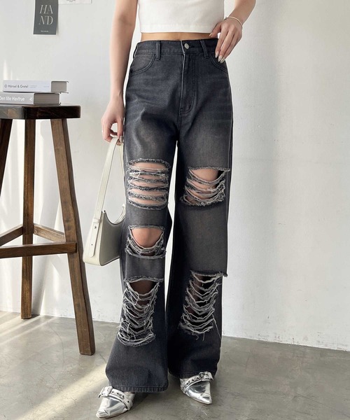 nelliy.(ネルリー)の「オリジナルパッチダメージワイドデニム(デニムパンツ・レディース・ブルー/ブラック・LARGE/MEDIUM)」の15枚目の写真