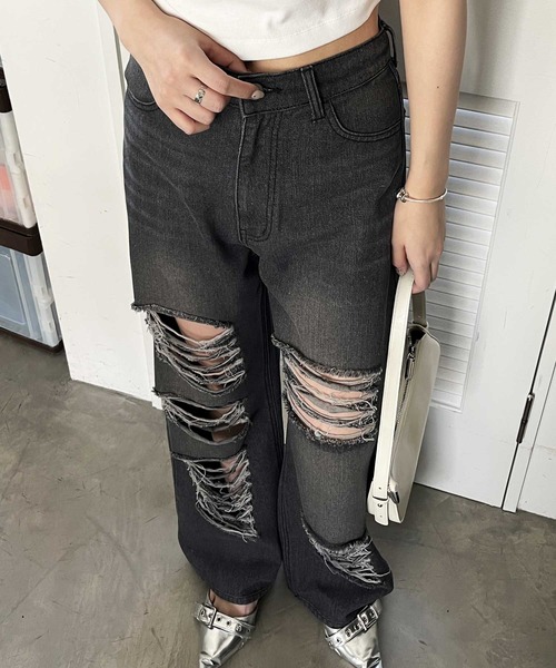 nelliy.(ネルリー)の「オリジナルパッチダメージワイドデニム(デニムパンツ・レディース・ブルー/ブラック・LARGE/MEDIUM)」の21枚目の写真