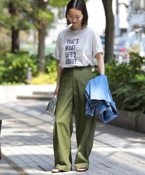 JOURNAL STANDARD relume(ジャーナルスタンダード レリューム)の「LIFE'S ABOUTプリントTEE(Tシャツ/カットソー・レディース・グレー/ベージュ/ホワイト・FREE)」の4枚目の写真
