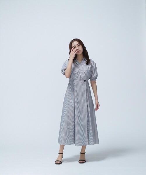 NATURAL BEAUTY BASIC（ナチュラルビューティーベーシック）の「◇【Oggi掲載】スキッパーフォルムシャツワンピース（シャツワンピース・レディース・ライトグリーン/ネイビー/グレー系その他・SMALL/MEDIUM/P/S）」の2枚目の写真