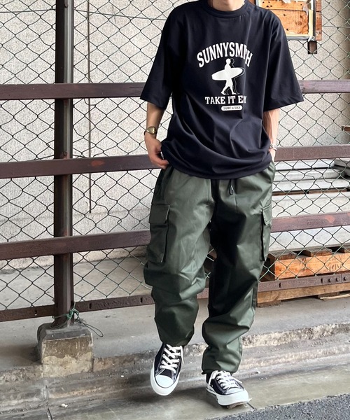 Sunny Smith(サニースミス)の「【SUNNY SMITH】アーチロゴ 11.6オンスウルトラヘヴィーウェイトTシャツ(CP)(Tシャツ/カットソー・メンズ・チャコール/ブラック・L/M)」の9枚目の写真