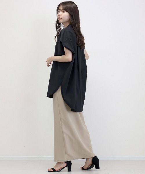 Aletta vita(アレッタビータ)の「パールボタンバンドカラーフレンチシャツ(シャツ/ブラウス・レディース・ストライプ/ブラック/オフホワイト・FREE)」の9枚目の写真