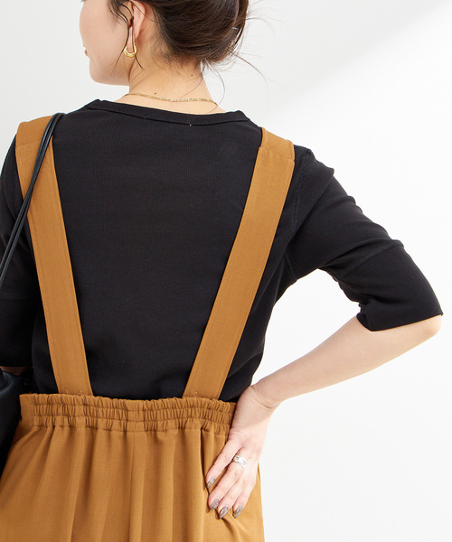 B.C STOCK（ベーセーストック）の「ウォッシャブル / ディープVリーンサロペット（サロペット/オーバーオール・レディース・キャメル/ブラック・SMALL/MEDIUM）」の8枚目の写真