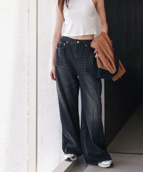 gossip!ロサンゼルス(ゴシップロサンゼルス)の「ウォッシュ加工 ワイドデニム(デニムパンツ・レディース・ブルー/ブラック/ライトブルー・S/M)」の15枚目の写真