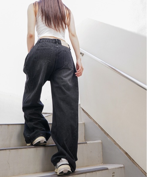 gossip!ロサンゼルス(ゴシップロサンゼルス)の「ウォッシュ加工 ワイドデニム(デニムパンツ・レディース・ブルー/ブラック/ライトブルー・S/M)」の11枚目の写真