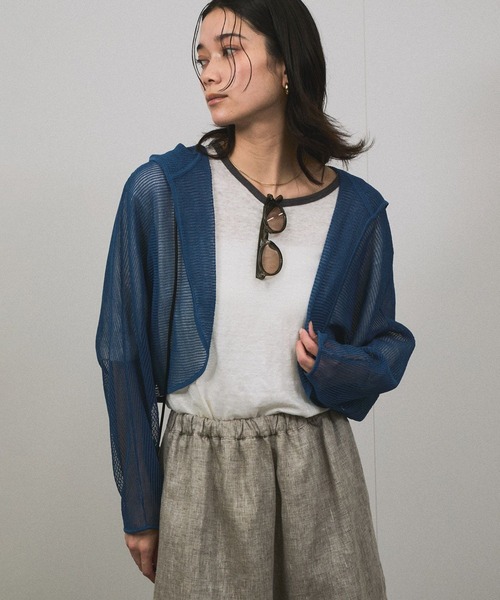 SALON adam et rope'(サロン アダム エ ロペ)の「シアーメッシュフードボレロ(カーディガン/ボレロ・レディース・ブラック/ベージュ/ブルー系その他4・FREE)」の13枚目の写真