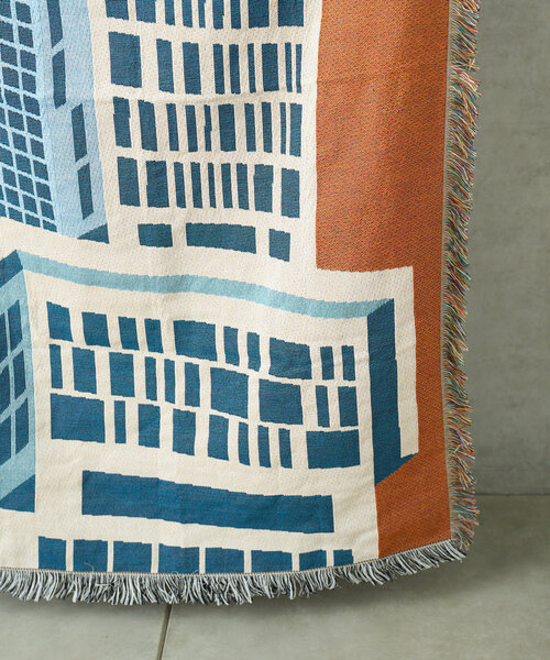 BIRTHDAY BAR（バースデイバー）の「【インフルエンサーtakahashi企画】Bldg. throwket　ビルディングスローケット（ブランケット・レディース・ブルー系その他・0）」の8枚目の写真