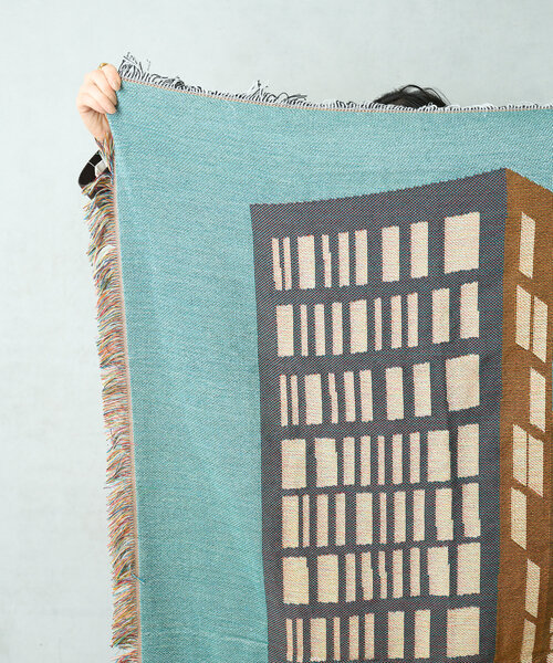 BIRTHDAY BAR（バースデイバー）の「【インフルエンサーtakahashi企画】Bldg. throwket　ビルディングスローケット（ブランケット・レディース・ブルー系その他・0）」の9枚目の写真