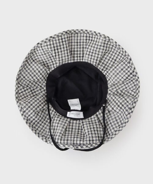 OPAQUE.CLIP（オペークドットクリップ）の「フリルバケットハット（ハット・レディース・ライトベージュ/ブラック系1・00）」の6枚目の写真