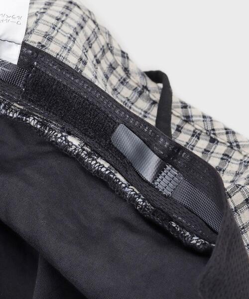 OPAQUE.CLIP（オペークドットクリップ）の「フリルバケットハット（ハット・レディース・ライトベージュ/ブラック系1・00）」の7枚目の写真