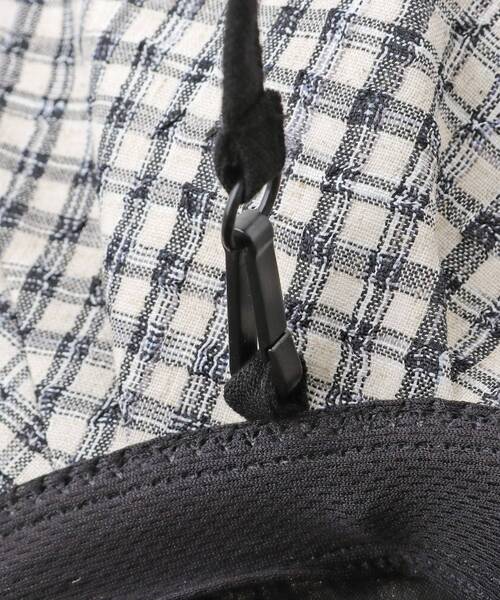 OPAQUE.CLIP（オペークドットクリップ）の「フリルバケットハット（ハット・レディース・ライトベージュ/ブラック系1・00）」の8枚目の写真