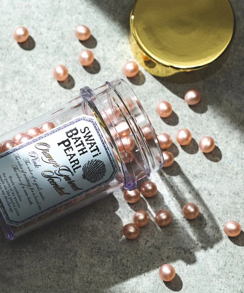 MILLION CARATS(ミリオンカラッツ)の「【SWATi】日本で唯一の製法で作られた、ラグジュアリーなバスタイムを演出する特別な入浴料 バスパール(入浴剤・バスケア・レディース・オフホワイト/ピンク/ゴールド・FREE)」の3枚目の写真