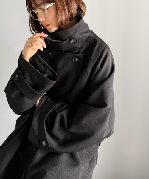 classicalelf（クラシカルエルフ）の「春のベストバイ。瞬間、きちんと見え。1枚あれば着回し自由自在。ケープ付きスタンドカラーミドル丈コート（ベルト付き）（トレンチコート・レディース・モカ/ベージュ/ブラック・SMALL/MEDIUM/LARGE/X-LARGE）」の5枚目の写真
