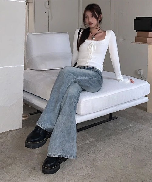 urge:(アージコロン )の「【URGE:】レイヤード リボン カットソー(Tシャツ/カットソー・レディース・ホワイト・X-LARGE/LARGE/MEDIUM/SMALL)」の4枚目の写真