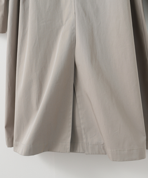 IENA（イエナ）の「HERNO/ヘルノ TRENCH COAT トレンチコート IM000187D（トレンチコート・レディース・ライトグレー・40/42）」の11枚目の写真