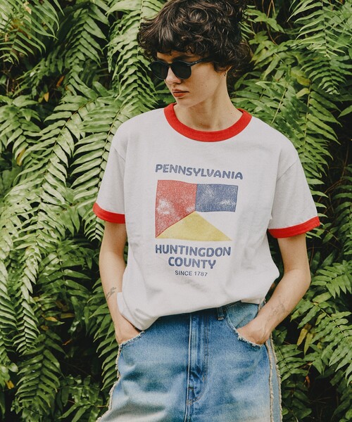 Freada シャツ　ホワイト　フリーダ セール】Freada/フリーダ Used Essence PRINT Tシャツ（Tシャツ